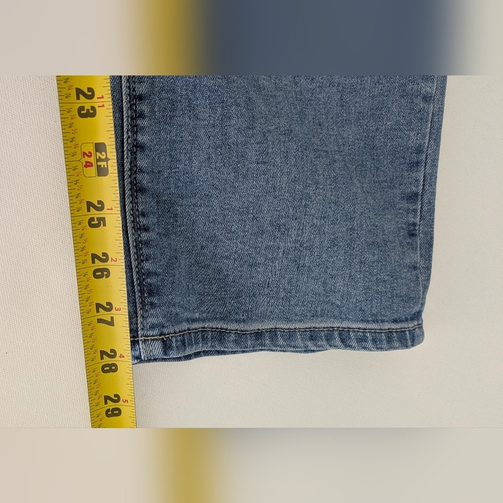 Hudson EUC women's Icey Blue Mid Rise Straight Leg Jeans Size 10 L 28" - Picture 10 of 13